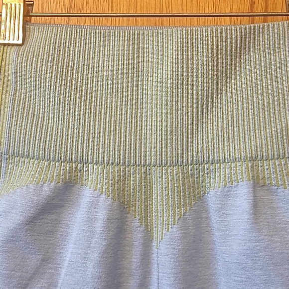 Gymshark "Hyper Amplify" bike shorts in "Marl Gray/Lime Green", size XS. - Picture 9 of 10